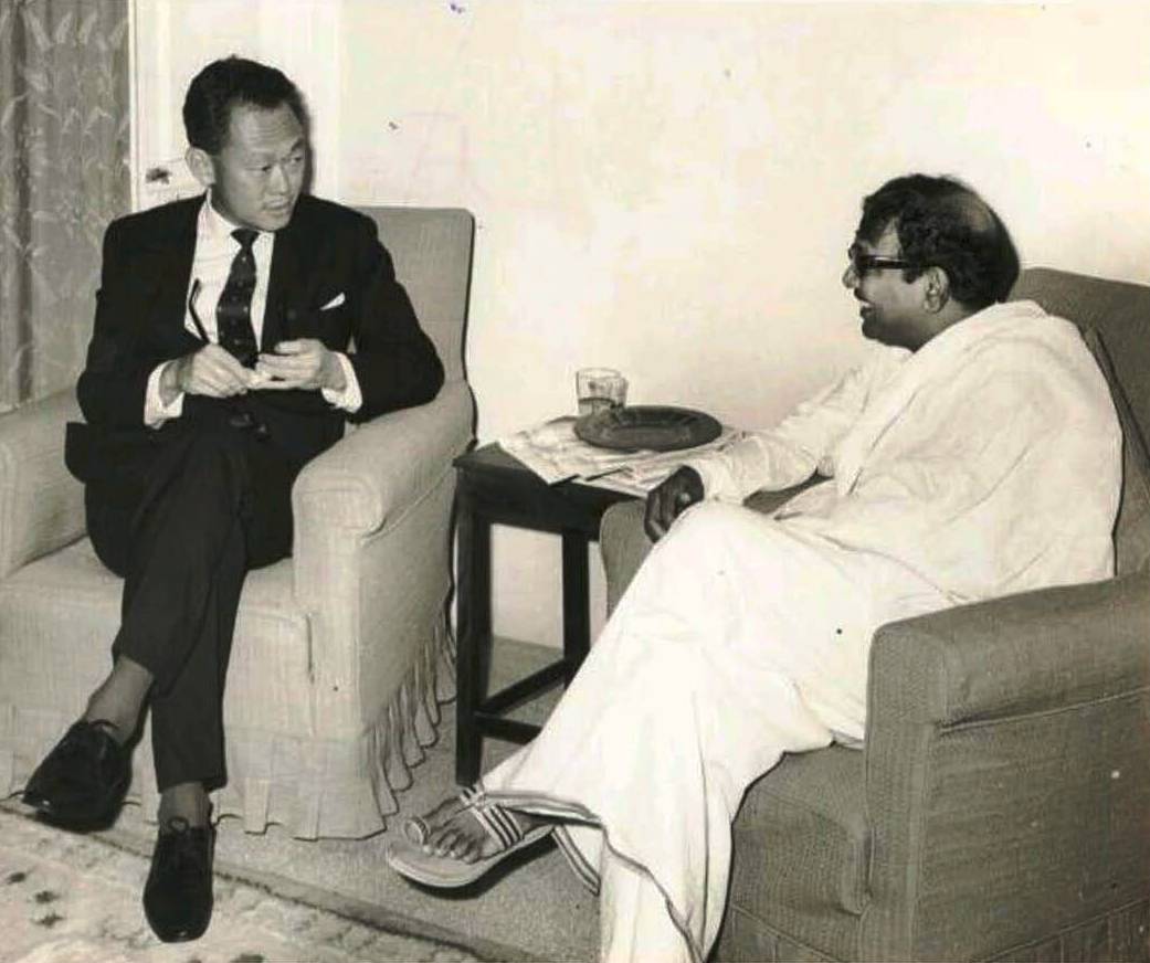 லீ க்வான் யூ அவர்களுடன் கலைஞர்