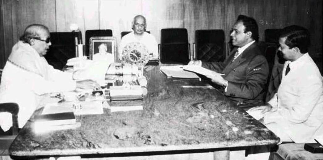 டத்தோ எஸ் சாமிவேலுவுடன் கலைஞர்